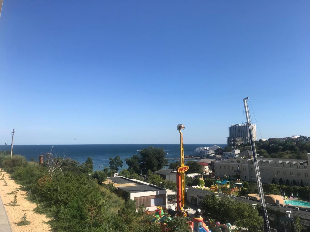 Спапфировые Апартаменты В Аркадийском Дворце Odessa Exteriör bild